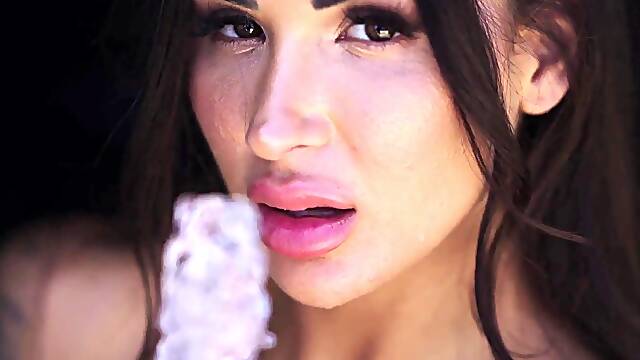 HORNY CAR CLEANER - High quality solo, cleaning the car and