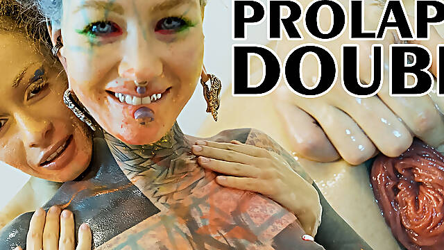 Anuskatzz and Stacy Bloom enjoy some anal fisting