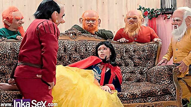 Manzana por el culo trailer with lustful Snow White from Inka Sex