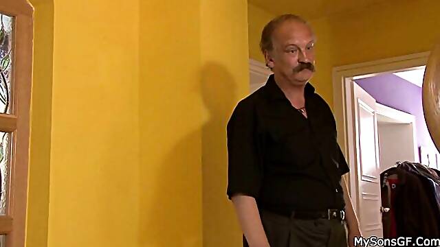 Watch squeaky lovers xxx