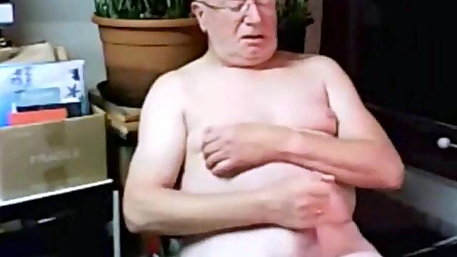 Naked Mature Men on Webcam