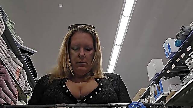 Intense public orgasm thanks to remote controlled vibrator