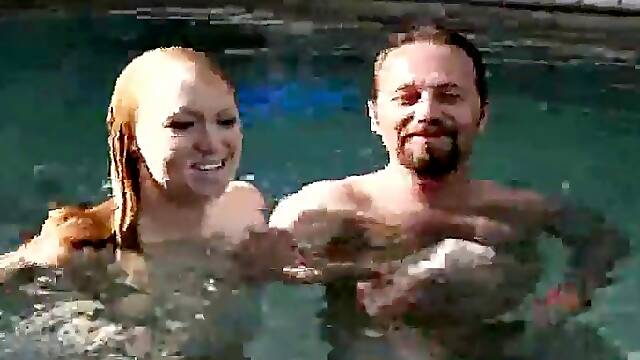 Ami Emmerson - Cumshot Underwater