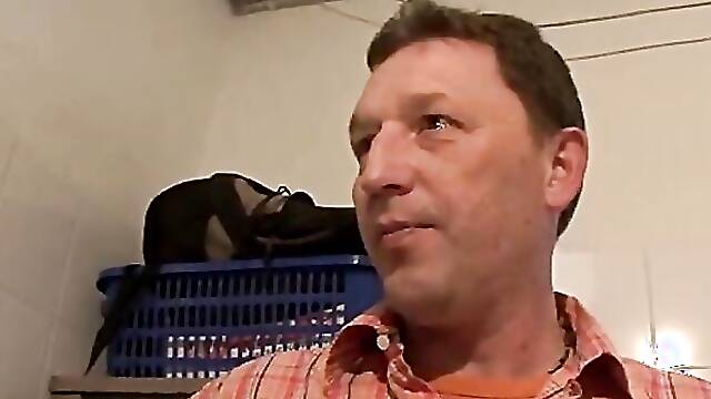 Kinky German glasses-wearing amateur gets her ass drilled hard in the bathroom