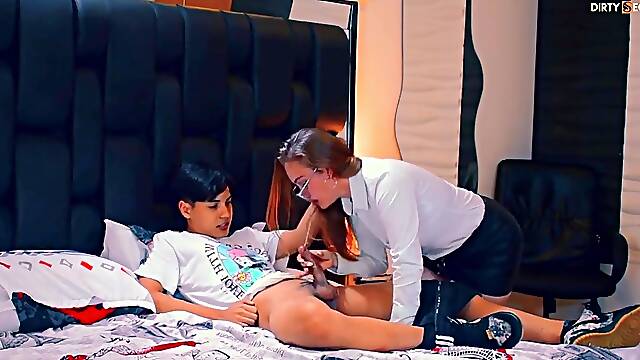 My Stepmom Catches Me Masturbating With Her Pants And What Happened Next U Wont Make No Doubt Of It