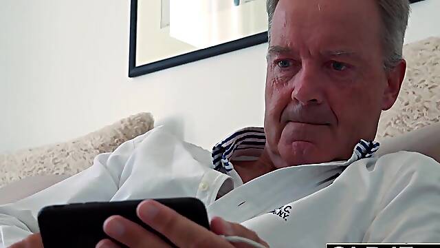 Grandpa Fucks 1<censored>s old tight pussy in bedroom great wet blowjob