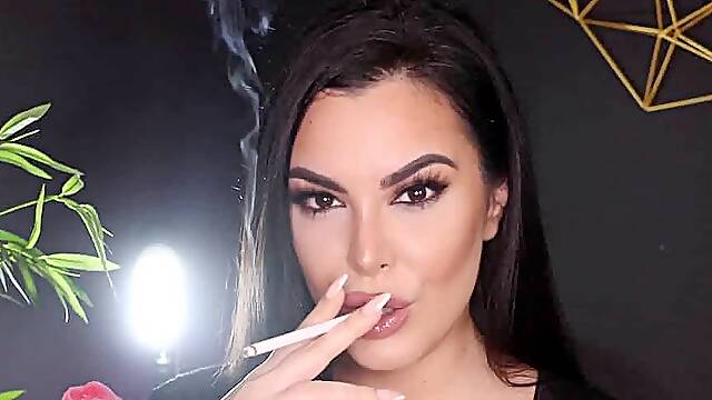 Sweet M - Want to fuck me
