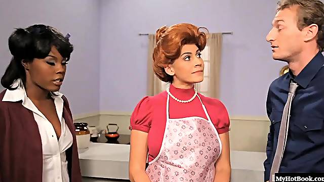 Hot retro MILF sex clip