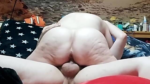 Cheerful_wife dick riding