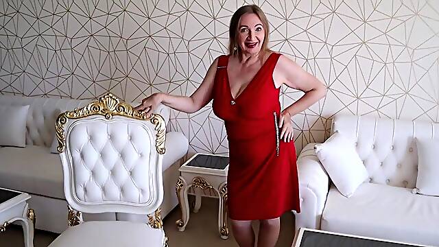 Busty Lady in Red Dance for You. Hot Granny Rock!