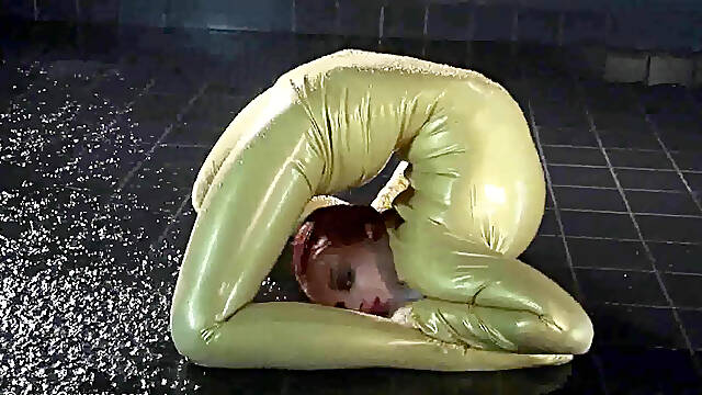 Flexible Mask Fetish