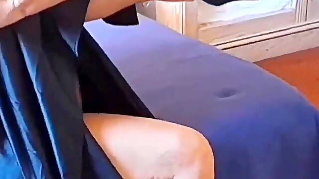 Selena's Sex Games in Heels