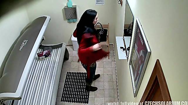 VOYEUR Real Footage from a SPY CAMERA in Solarium
